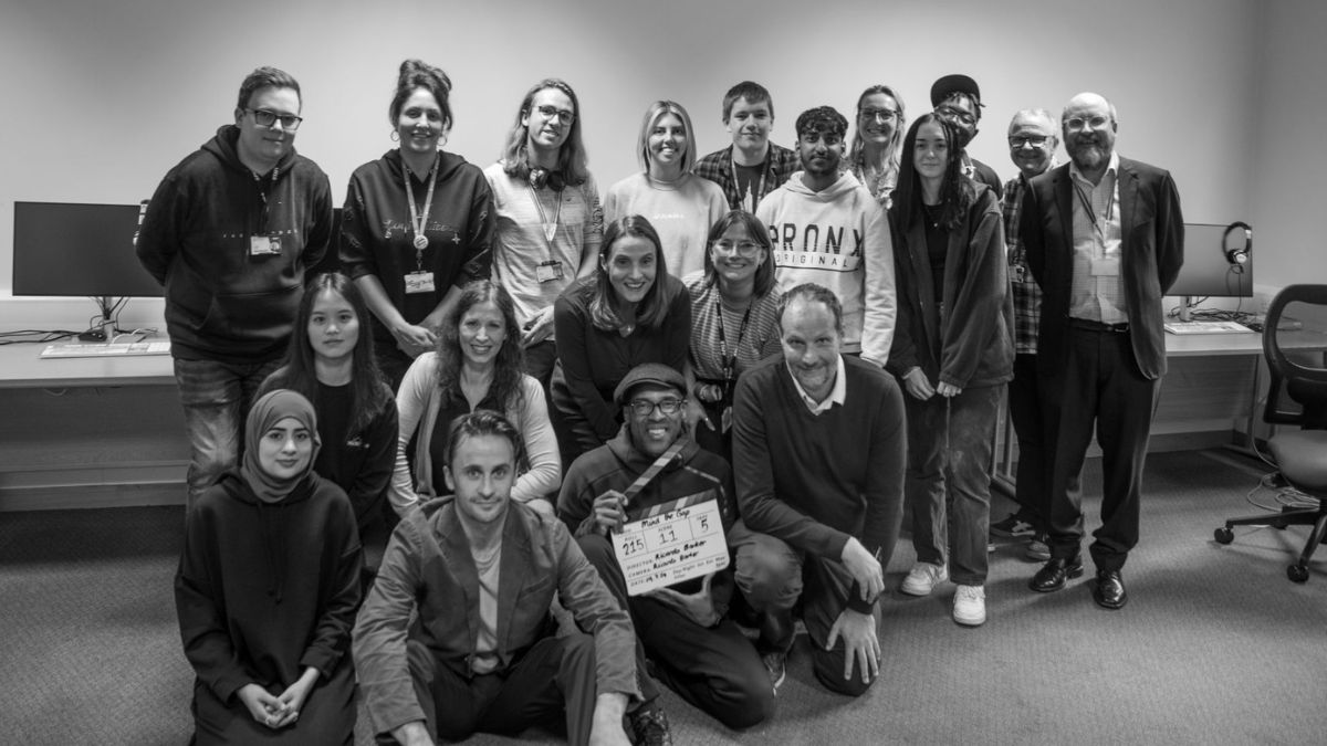 A group photo of the cast and crew of Mind the Gap